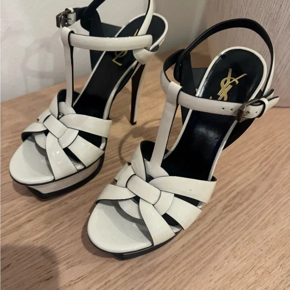 Saint Laurent Cream Patent Leather T-Strap Heeled Sandals - Picture 16 of 16